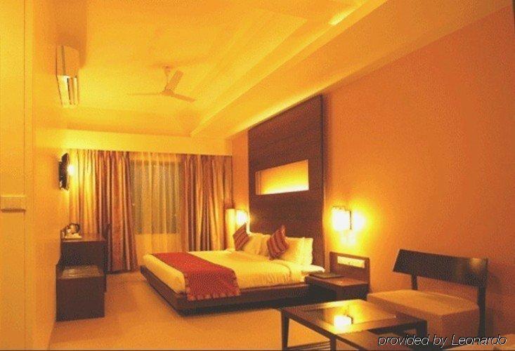 Hotel Sadanand Regency Pimpri-Chinchwad Zewnętrze zdjęcie