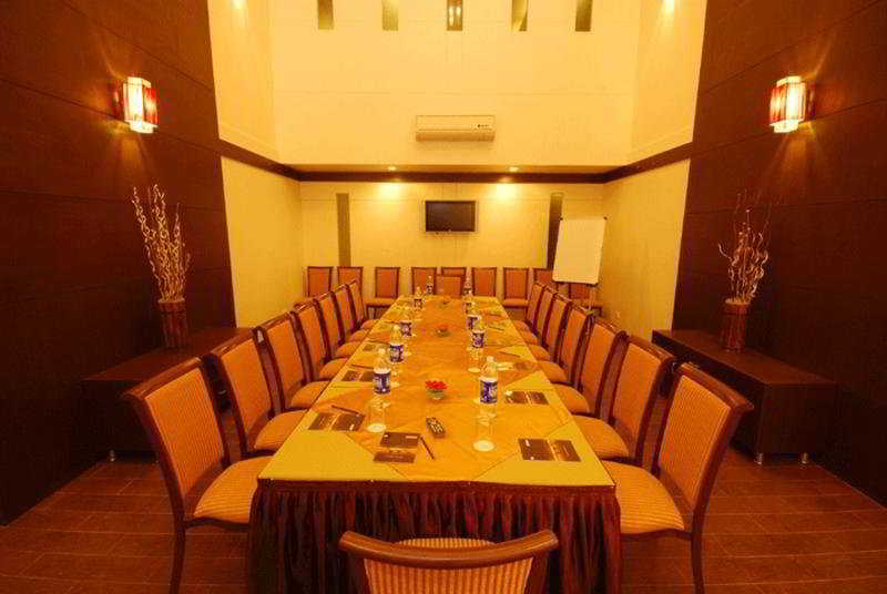 Hotel Sadanand Regency Pimpri-Chinchwad Zewnętrze zdjęcie