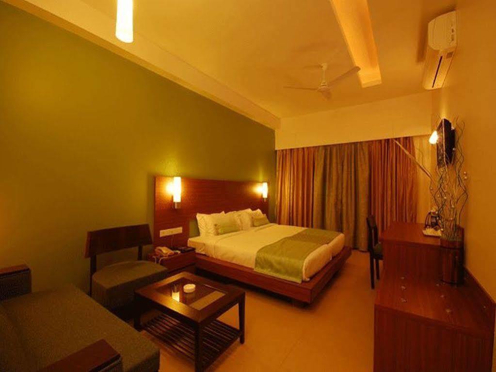 Hotel Sadanand Regency Pimpri-Chinchwad Zewnętrze zdjęcie