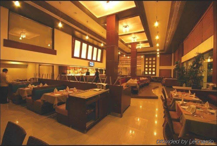 Hotel Sadanand Regency Pimpri-Chinchwad Zewnętrze zdjęcie