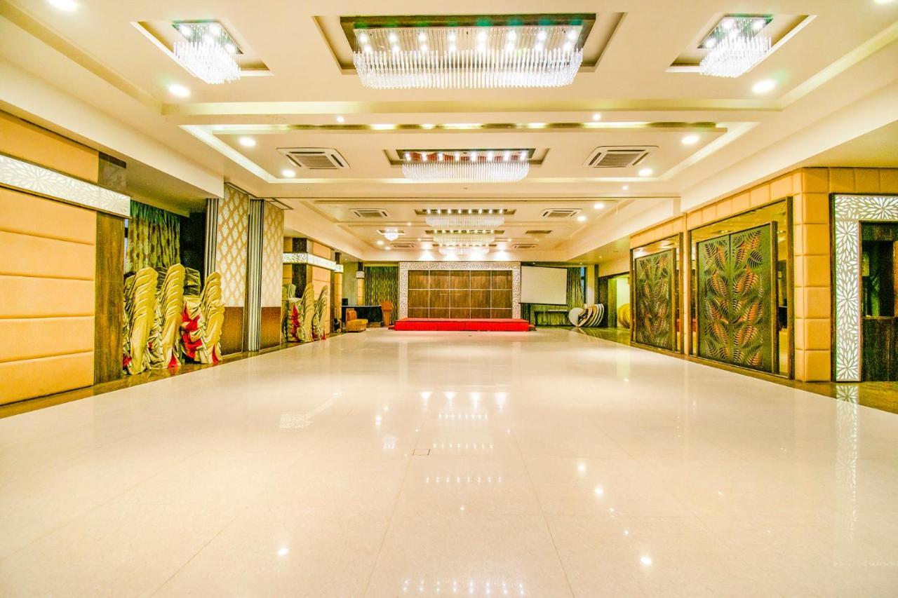 Hotel Sadanand Regency Pimpri-Chinchwad Zewnętrze zdjęcie