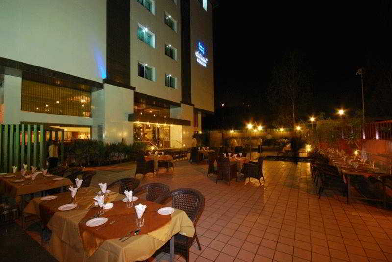 Hotel Sadanand Regency Pimpri-Chinchwad Zewnętrze zdjęcie
